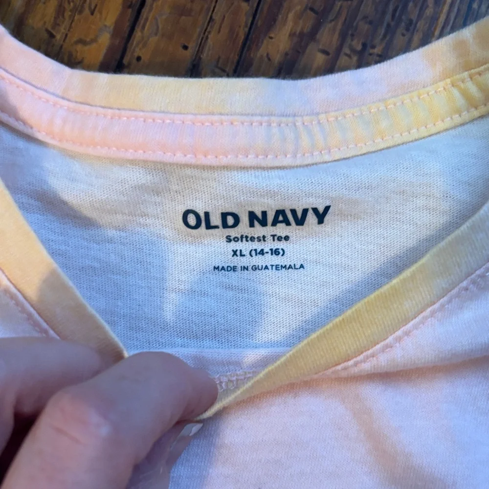 2 Old Navy Kids Short Sleeve Tees - Pink, 1 Seafoam Green Crewcuts Factory